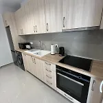 Urban Rotonda Retreat In The City Center!
