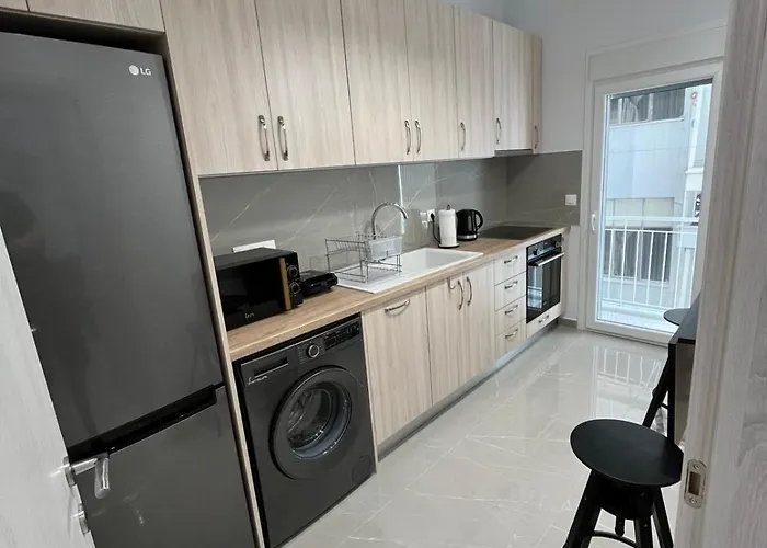 Urban Rotonda Retreat In The City Center! *